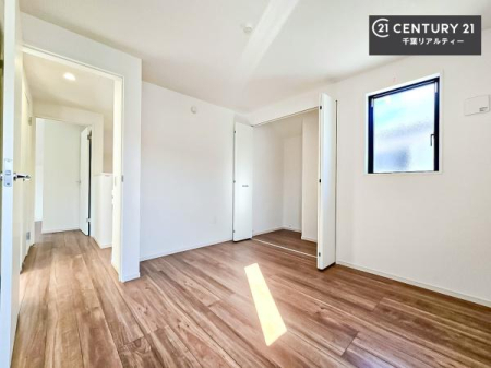 ���r���O�ȊO�̋��� �V���v���Ƀf�U�C������Ă��邽�߁A�Ƌ��I�т܂���I
���C�ɓ���̉Ƌ��u���Ă��낰���Ԃ���邱�Ƃ��ł��܂��B