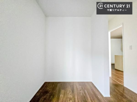 ���r���O�ȊO�̋��� �V���v���Ƀf�U�C������Ă��邽�߁A�Ƌ��I�т܂���I
���C�ɓ���̉Ƌ��u���Ă��낰���Ԃ���邱�Ƃ��ł��܂��B