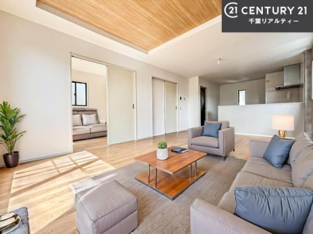 ���r���O �Ƌ��CG�p�[�X�ł��B�S�n�ǂ����r���O�͉Ƒ������R�ƏW�܂�܂��B�Ƒ��c�R�̎��Ԃ����������ł��B���Ƒ��ƁA����w�[���������Ԃ��߂��������ł��ˁB