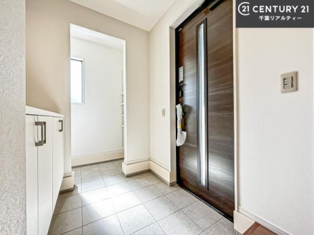 ���� ���ċA���Ă��Ă��A�������܁I�����������Ȃ�A�D�����}������Ă�����ԂɂȂ��Ă��܂��B
���邭��������錺�ւł��I