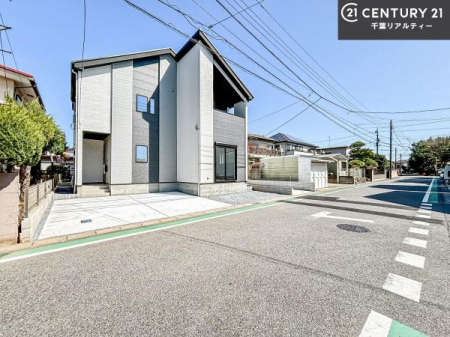 �O�ʓ��H�܂ތ��n�ʐ^ �O�ʓ��H��5.9���I�z����ǍD�ȗ��n�ł��B
�Ԍɓ��ꂪ���ȕ������S�ł��ˁB