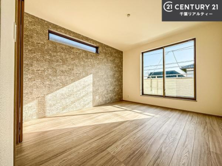 �m�� 2�ʍ̌����m�ۂ������邢�����́A���ʂ����ǂ��A���邭��ϋ��S�n�̗ǂ���ԂƂȂ��Ă���܂��B�����b�N�X���ĉ߂�����S�n�̗ǂ��������ł��I