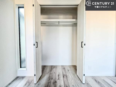 ���[ ���[�X�y�[�X�[�����Ă��܂��I�}�Ȃ��q�l�����q���Ă��U�炩�������������T�b�ƕЕt�����܂��I�������̃X�y�[�X�����܂��Ƃ肠�邨���������o���邱�Ƃ��o���܂��I