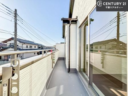 �o���R�j�[ �z������̗ǂ��o���R�j�[�ŁA�����󕨂��悭���������ł��ˁI
���V�C�̗ǂ����ɂ̓o���R�j�[�֏o�ă��t���b�V������̂��C�����悳�����ł��B