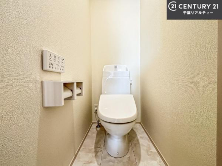 �g�C�� �������֍��ɂ��A�~��͕֍����g�����ł���̂ŗ₽���֍��ɍ��炸�ɍςފ������d�l�ł��I
