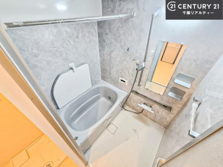 ���� �������������l�̕��͋C�̃o�X���[���́A�����o�Ă��ăo�X�^�C�����[���I
���d���撣���Ă��邲�J���ɂ��D�݂̓����̓����܂����āA�y����ł݂Ă͂������ł��傤���H