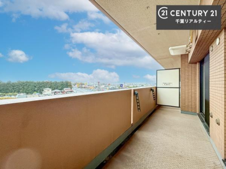 �o���R�j�[ �z������̗ǂ��o���R�j�[�ŁA�����󕨂��悭���������ł��ˁI
���V�C�̗ǂ����ɂ̓o���R�j�[�֏o�ă��t���b�V������̂��C�����悳�����ł��B