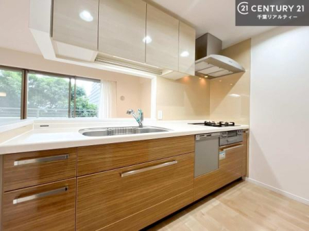 �L�b�`�� ���[�X�y�[�X���L�x�ŁA�����X�y�[�X���X�b�L���ƕЕt���Ђ�`�����p�ł��܂��I
���K�ɍ�Ƃ��ł��܂��I�����̗���������܂��I