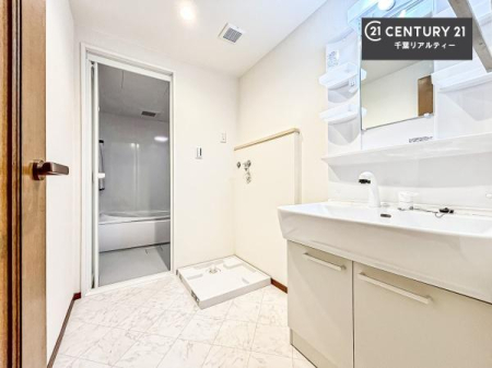 ���ʑ�E���ʏ� �g�Ȃ�𐮂�����ʏ��́A���������厖�ł��I������̐������̂��镵�͋C�����o�I�C�����悭���g�����������܂��B