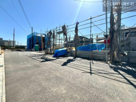 �O�ʓ��H�܂ތ��n�ʐ^ ���ӊ���A���q�l�̂���]�ɍ������������ꏏ�ɂ��ē���v���܂��B�Z��[���A�h�o�C�U�[�ɂ�邲���k������܂��B���Ђ͂��₢���킹�ɑ��Ή����܂��I���҂������܂���I