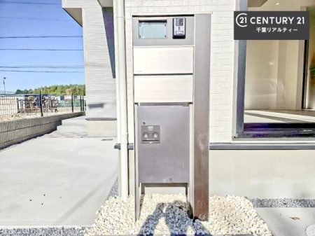 ���̑� �u���̕����C�ɂȂ�I�v�u�������Ăǂ�ȏ��H�v�u�����Əڂ����m�肽���I�v�Ǝv������A���C�y�ɂ����k���������B