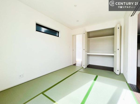 �a�� ���r���O�Ɨאڂ����a���ł��I�Ǝ��̋x�e�X�y�[�X��L�b�Y�X�y�[�X�Ƃ��Ċ��p����̂��悳�����ł��ˁI
�a���̎g�����͖�����I