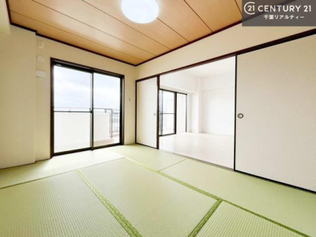 �a�� ���r���O�Ɨאڂ����a���ł��I�Ǝ��̋x�e�X�y�[�X��L�b�Y�X�y�[�X�Ƃ��Ċ��p����̂��悳�����ł��ˁI
�a���̎g�����͖�����I