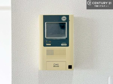 ���̑� TV���j�^�[�t�C���^�[�t�H���������B���K�҂̊���m�F���Ă���Ή��ł��邽�߁A�h�Ɩʂɂ��z�����ꂽ���S�̐ݔ��ł��B