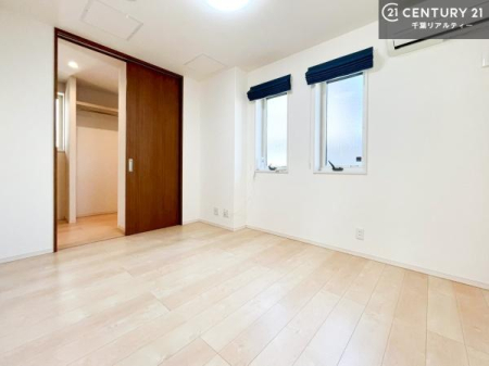 �m�� ���邢�����́A���ʂ����ǂ��A���邭��ϋ��S�n�̗ǂ���ԂƂȂ��Ă���܂��B�����b�N�X���ĉ߂�����S�n�̗ǂ��������ł��I���̖ڊo�߂��X�b�L�����܂��ˁI