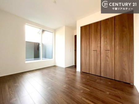 �Q�� �o���R�j�[�ɖʂ��Ă���m���ł��B���邭�����肪����A���C����������ł��܂��I���N���āA�O�ɏo�Ĕw�L�т����[�ċz�����ǂ������}������邱�Ƃ��ł��܂��B