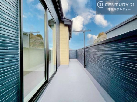 �o���R�j�[ �z������̗ǂ��o���R�j�[�ŁA�����󕨂��悭���������ł��ˁI
���V�C�̗ǂ����ɂ̓o���R�j�[�֏o�ă��t���b�V������̂��C�����悳�����ł��B