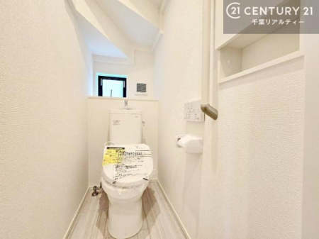 �g�C�� �������֍��ɂ��A�~��͕֍����g�����ł���̂ŗ₽���֍��ɍ��炸�ɍςފ������d�l�ł��I
