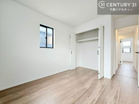 ���r���O�ȊO�̋��� ���[���������肠��̂ŉƋ�̔z�u�����₷���A���C�t�X�^�C���ɍ��킹����������肪�\�ł��B