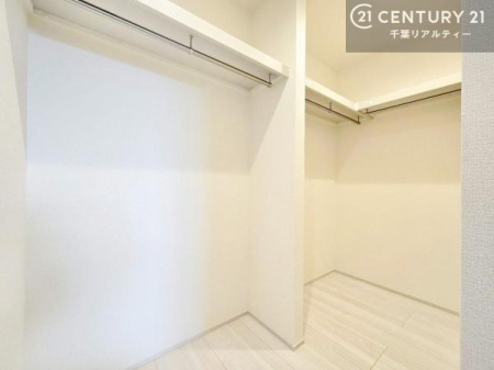 ���[ �E�H�[�N�C���N���[�[�b�g�t���ł��B��������̂��m���Ȃǂ����[���Ă��������ł��ˁI���ɂ���@�������ȂǋG�ߕ��̑傫�ȉƓd�����[�ł��܂��I