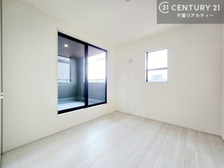 �Q�� �o���R�j�[�ɖʂ��Ă���m���ł��B���邭�����肪����A���C����������ł��܂��I���N���āA�O�ɏo�Ĕw�L�т����[�ċz�����ǂ������}������邱�Ƃ��ł��܂��B