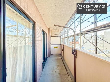 �o���R�j�[ �z������̗ǂ��o���R�j�[�ŁA�����󕨂��悭���������ł��ˁI
���V�C�̗ǂ����ɂ̓o���R�j�[�֏o�ă��t���b�V������̂��C�����悳�����ł��B