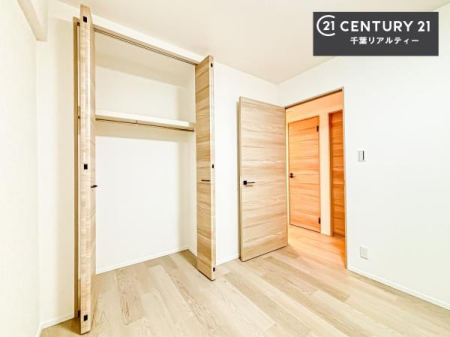 �q������ ���[�X�y�[�X����������m�ۂ���Ă��邽�߁A���������w�p�i���T�b�ƕЕt���A���ł��X�b�L���B
�Y��ȋ�Ԃ��ۂĂ܂��I