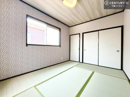 �a�� �^�^�~�̍��肪���炬��^����A�����b�N�X��ԁB�����傫���J�����̂���a���ƂȂ��Ă���܂��B���{�l�̐S������u�a�v�̋�ԁB�䑐�̍���Y����Ԃ͖����̂ЂƎ������o���Ă���܂��I