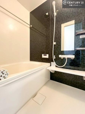 ���� �������������l�̕��͋C�̃o�X���[���́A�����o�Ă��ăo�X�^�C�����[���I
���d���撣���Ă��邲�J���ɂ��D�݂̓����̓����܂����āA�y����ł݂Ă͂������ł��傤���H