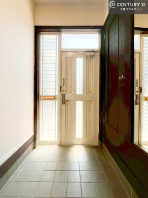 ���� ���ċA���Ă��Ă��A�������܁I�����������Ȃ�A�D�����}������Ă�����ԂɂȂ��Ă��܂��B
���邭��������錺�ւł��I