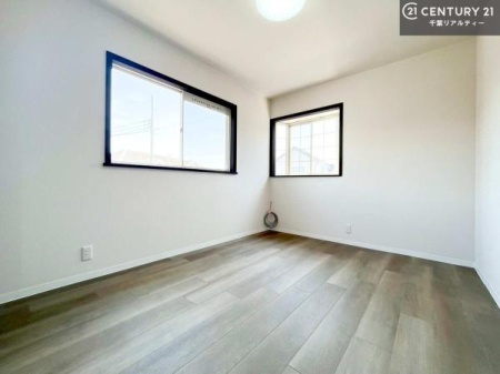 �q������ 2�ʍ̌����m�ۂ������邢�����́A���ʂ����ǂ��A���邭��ϋ��S�n�̗ǂ���ԂƂȂ��Ă���܂��B�����b�N�X���ĉ߂�����S�n�̗ǂ��������ł��I���̖ڊo�߂��X�b�L�����܂��ˁI