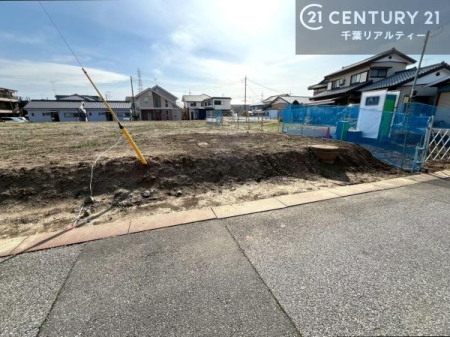 ���n�y�n�ʐ^ ������������Z��X�A���͂ɂ͍����������Ȃ��A�󂪍L���J����������A
�z�����傫���Ղ��邱�Ƃ�����܂���B�C�����̗ǂ������ʂ蔲����X���݂ł�
