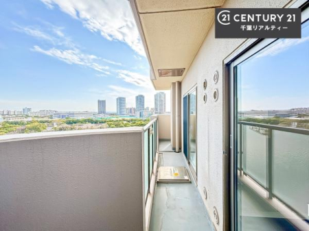 �o���R�j�[ �z������̗ǂ��o���R�j�[�ŁA�����󕨂��悭���������ł��ˁI
���V�C�̗ǂ����ɂ̓o���R�j�[�֏o�ă��t���b�V������̂��C�����悳�����ł��B