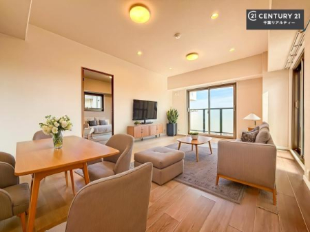 ���r���O �Ƌ��CG�p�[�X�ł��B�L�X�_�C�j���O�X�y�[�X�I������肨�H���B�΂��������y�������Ԃ��߂����܂��B���X�̔���������܂��I