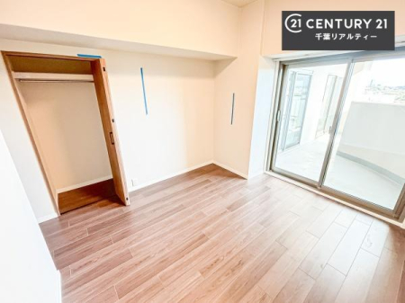 �m�� �V���v���Ƀf�U�C������Ă��邽�߁A�Ƌ��I�т܂���I
���C�ɓ���̉Ƌ��u���Ă��낰���Ԃ���邱�Ƃ��ł��܂��B