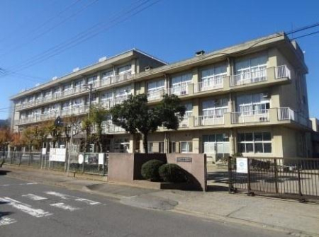 ���ӊ� �y���w�Z�z��t�s�������쏬�w�Z�F1028m