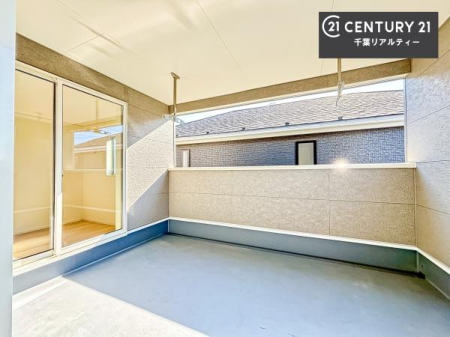 �Z�˂���̒��]�ʐ^ ������������Z��X�ł��I���͂ɂ͍����������Ȃ��A�󂪍L���J����������A�z�������傫���Ղ��邱�Ƃ�����܂���I�C�����̗ǂ������ʂ蔲����X���݂ł��I