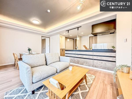 ���r���O ���r���O�S�̂����n����ΖʃL�b�`���Ȃ̂ŁA���q�l�̗l�q�������Ȃ����Ƃ��ł���q��Ă����₷�����S�ȊԎ�ł��I