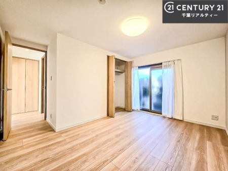 �Q�� �D���������������ޗm���́A���̖ڊo�߂��C�������ǂ������ł��ˁB���������Ԃ��������Ɖ߂������Ƃ��ł��܂��B�D�����F�����̃t���[�����O���ǂ�ȉƋ�ɂ��}�b�`���܂��I