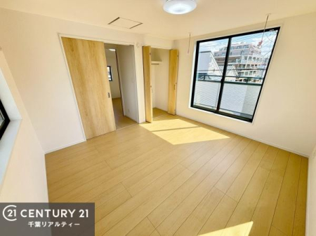 �Q�� �o���R�j�[�ɖʂ��Ă���m���ł��B���邭�����肪����A���C����������ł��܂��I���N���āA�O�ɏo�Ĕw�L�т����[�ċz�����ǂ������}������邱�Ƃ��ł��܂��B