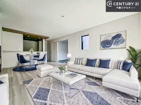 ���r���O �Ƌ��CG�p�[�X�ł��B�J�����̂���L�XLDK�I�\�t�@�[��_�C�j���O�e�[�u����u���Ă������ɂȂ�Ȃ��̂ŉ��K�ɉ߂����܂��I�R�~���j�P�[�V���������₷�����r���O�ł��I