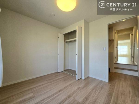 �m�� ���[�X�y�[�X�����Ă��܂��I�������X�b�L�����ڂ��鎖���ł��܂��ˁB
�Ƌ��I�΂Ȃ��V���v���ȃf�U�C���ׁ̈A�Ƌ��I�΂����C�ɓ���̋�ԍ�肪�ł������ł��ˁB