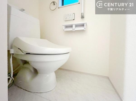 �g�C�� �������֍��ɂ��A�~��͕֍����g�����ł���̂ŗ₽���֍��ɍ��炸�ɍςފ������d�l�ł��I
