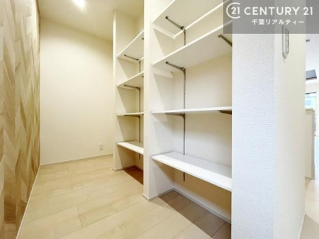 ���[ �p���g���[�t���I���Ă�������A�H�ނ̃X�g�b�N�͂������A�����Ɠd���X�b�L�����ڂ��邱�Ƃ��ł��܂��I