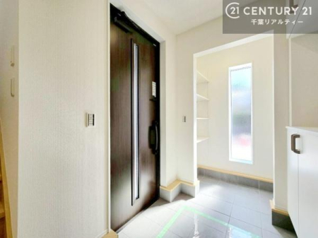 ���� ���ċA���Ă��Ă��A�������܁I�����������Ȃ�A�D�����}������Ă�����ԂɂȂ��Ă��܂��B
���邭��������錺�ւł��I