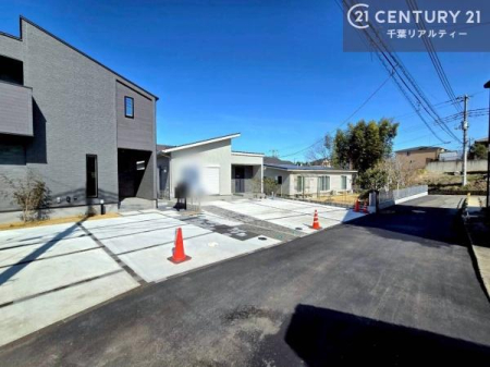 �O�ʓ��H�܂ތ��n�ʐ^ ���ӊ���A���q�l�̂���]�ɍ������������ꏏ�ɂ��ē���v���܂��B�Z��[���A�h�o�C�U�[�ɂ�邲���k������܂��B���Ђ͂��₢���킹�ɑ��Ή����܂��I���҂������܂���I