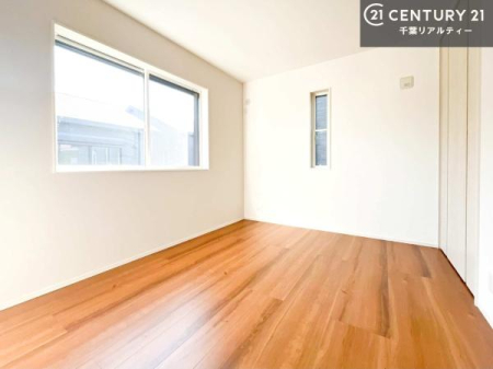 �m�� �V���v���Ƀf�U�C������Ă��邽�߁A�Ƌ��I�т܂���I
���C�ɓ���̉Ƌ��u���Ă��낰���Ԃ���邱�Ƃ��ł��܂��B