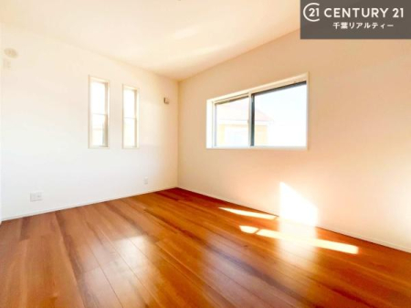 �q������ �|���o�������Ȃ��������́A���q�l�̂������Ƃ��Ă����S�ł��I
���[�X�y�[�X���[�����Ă���̂ŎU�炩�������������T�b�ƕЕt�����܂��I