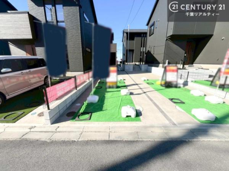 ���ԏ� ���ԃX�y�[�X��2�䕪����܂��I�Z�J���h�J�[�͂������A�o�C�N�⎩�]�ԂȂǂ��u���ꏊ�ɍ���܂���B