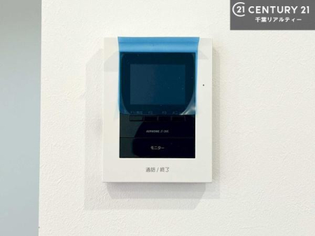 ���̑� TV���j�^�[�t�C���^�[�t�H���������B���K�҂̊���m�F���Ă���Ή��ł��邽�߁A�h�Ɩʂɂ��z�����ꂽ���S�̐ݔ��ł��B